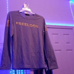 Men's gray long sleeve shirt